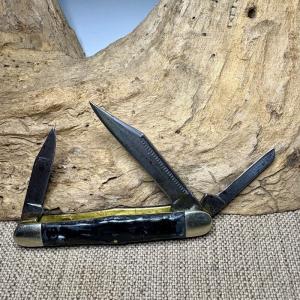 Camillus Vintage 3 Blade Swell Center Stockman Folding Pocket Knife USA 144