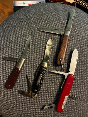 Four knives one price