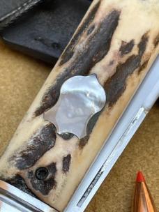 VINCENZO BALISTRERI CUSTOM STAG RWL 34 STAG MINI WHITE WOLF PEARL SHIELD KNIFE