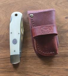 Moore Maker #5106LB “Mountain Man” White Bone Lockback Knife – NIB with Sheath