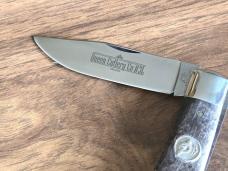 Queen Cutlery Co. Mountain Man Lockback “3LBEM” – Bird’s Eye Maple