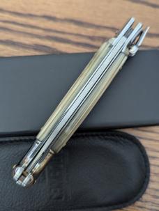 NIB AGA Campolin Old Style 21cm - 8" Birdbeak leverlock in Blonde Brazilian Horn 