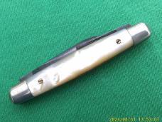 Miller Bro's Pearl Splitback Whittler with Screws