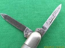 Miller Bros Cutlery Co Meriden Pearl Closed Backspring Whittler
