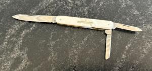 Humphreys And Co Split Backspring Whittler Knife Mother Of Pearl Scales Sheffield England Unused