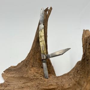 ULSTER VINTAGE MADE IN USA LONG PULL 3 BLADE STOCKMAN POCKET KNIFE (224)