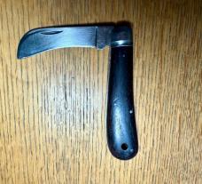 Vintage Hammer Brand Hawkbill Knife #142 Rosewood Handles