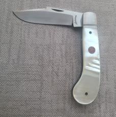 Vincenzo Balistreri MOP Sadddlehorn...Rwl34..4"..Fluted....colored Mosiac pin shield ..coa and slip 