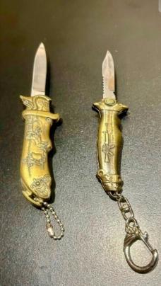 Pair of Mini Keychain Double-Action OTFs