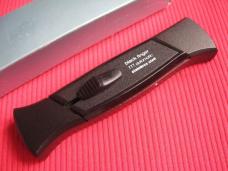 Older Italian Front Opener BLACK FINGER 777 OTF Switchblade Knife