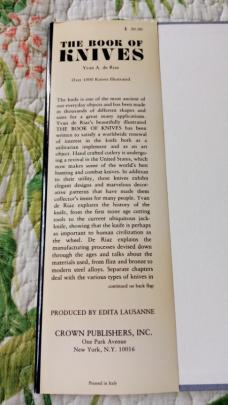 The Book of Knives by Yvan A. De Riaz Very Good Condition Hardcover