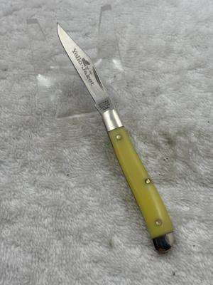 Camillus Vintage 710 Yellow Jacket Pocket Knife Made In USA 71