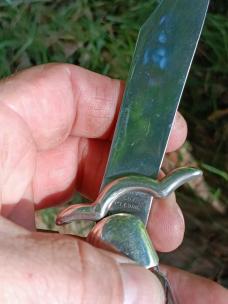 PRESTO Lazy W Folding Guard Hunter  Worm groove 