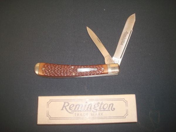 REMINGTON UMC USA DELRIN MASTER GUIDE BULLET TRAPPER KNIFE 1995 R1273 NEW IN BOX REMINGTON UMC USA DELRIN MASTER GUIDE BULLET TRAPPER KNIFE 1995 R1273 NEW IN BOX