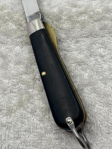 Camillus Vintage Electrician Pocket Knife / Tool With Bail Made In USA (#88)