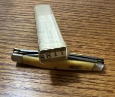 VINTAGE SCHRADE NY USA 881Y POCKET KNIFE AND VIEW TUBE BOX - EXCELLENT NOS