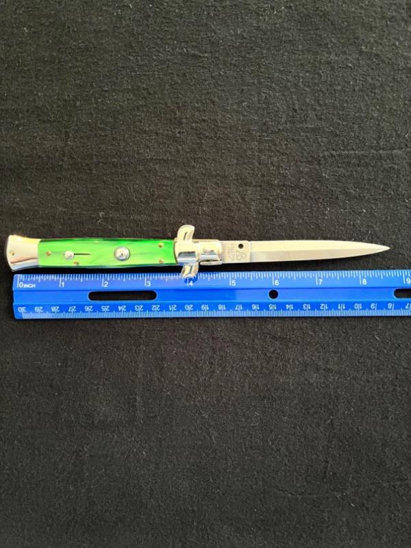 9 inch AB Armando Beltrame Stiletto Automatic Knife with Green Pearl Acrylic Scales & Dagger Blade 9 inch AB Armando Beltrame Stiletto Automatic Knife with Green Pearl Acrylic Scales & Dagger Blade