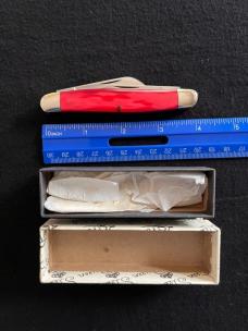 Vintage Queen Steel Red Ice R14 Stockman Jack Knife MIB