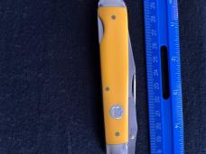 Queen 1LA Yellow Delrin Lock Back Swing Guard Cheetah Knife NIB!
