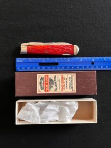Schatt and Morgan Red Jigged Bone Swing Guard Cheetah Knife Queen 1/100 Limited Edition MIB!