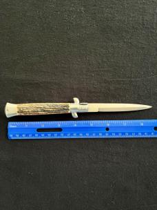 9 inch Italian Automatic Knife Stiletto with Stag Scales & Dagger Style Blade