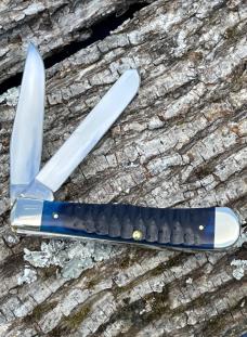 CASE XX ** 2025 OCEAN BLUE GATOR JIG BONE XXXVIII LIMITED EDITION TRAPPER