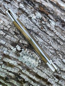 CASE XX ** 2025 OLIVE GREEN SAWCUT JIG BONE LARGE FOLDING HUNTER