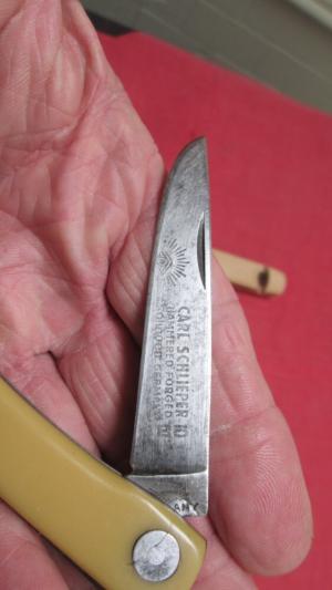 VTG CARL SCHLIEPER Solingen GERMANY Eye Brand 99jry Sodbuster Blade Knife