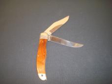 VINTAGE QUEEN RAWHIDE SERIES 4200 USA 440 STAINLESS TRAPPER KNIFE 82