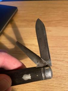 Ulster Knife Co. – 2-Blade Jack Knife – Punch Blade – Wood Handles – 3½” Closed