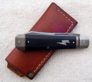 KRoo DragonFly Black Beauty  4.00" Closed with Black Linen Micarta Covers And Sheep Foot Blade (3)