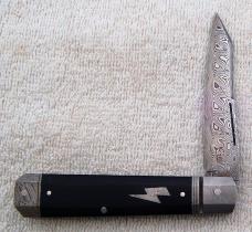 KRoo DragonFly Black Beauty  4.00" Closed with Black Linen Micarta Covers And Sheep Foot Blade (3)