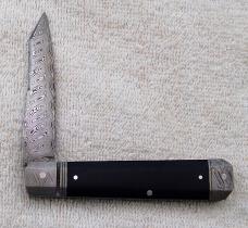 KRoo DragonFly Black Beauty  4.00" Closed with Black Linen Micarta Covers And Sheep Foot Blade (3)