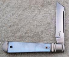 KRoo Fancy Jack  3.75" Closed with Mother of Pearl Covers And Sheep Foot Blade (4)