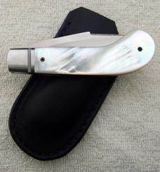 Vincenzo Balistreri Saddlehorn 4.00" Closed with Mother of Pearl Covers And Clip Blade (10)