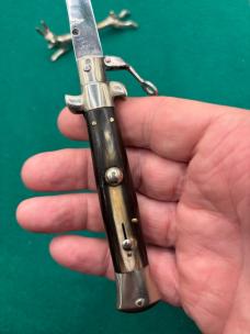 8” M. Italy Fulcrum Release Stiletto