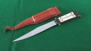 RARE RARE RARE WWII era Philippine BATANGAS FHM Butterfly FOLDING BOWIE Knife and Original Pouch