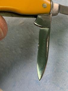 Vintage Remington UMC 3-Blade Whittler Pocket Knife – Yellow scales – 3⅜" Closed