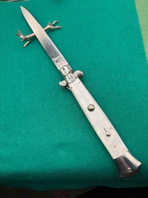 15” Arctic Wolfe Pearlex Swivel Bolster, ha