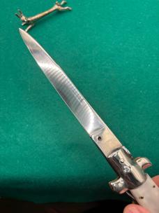 15” Arctic Wolfe Pearlex Swivel Bolster, ha