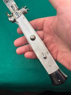 15” Arctic Wolfe Pearlex Swivel Bolster, ha