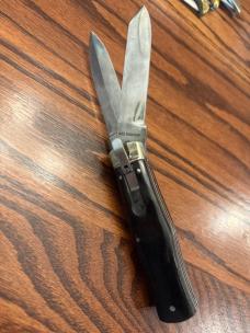 Unusual Double Sided Dual Speed Switchblade