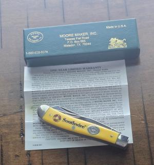 Moore Maker 3201 Yellow Trapper Knife – Southwire Advertising – 3 7/8" – Made in USA 