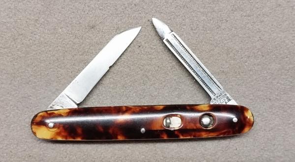 Schrade Cut Co 2 7/8" Double Blade with File Schrade Cut Co 2 7/8" Double Blade with File