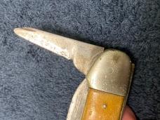 Vintage KA-BAR 1141 Three-Blade Pocket Knife – Spear/Drop/Sheepsfoot – Wood Handles – Well-Worn Cond
