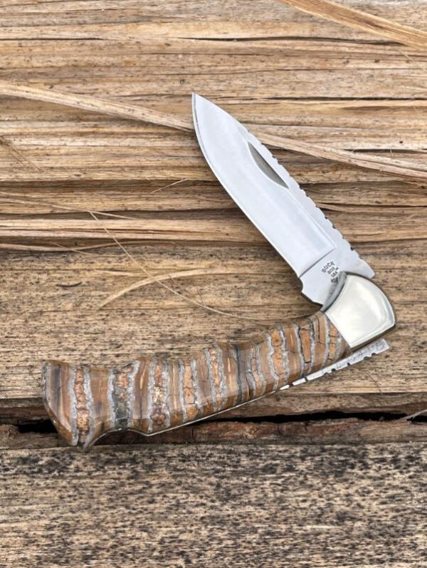 BUCK 112 RANGER BROWN MAMMOTH TOOTH WITH FINGER GROOVES LEROY REMER CUSTOM KNIFE #1 BUCK 112 RANGER BROWN MAMMOTH TOOTH WITH FINGER GROOVES LEROY REMER CUSTOM KNIFE #1
