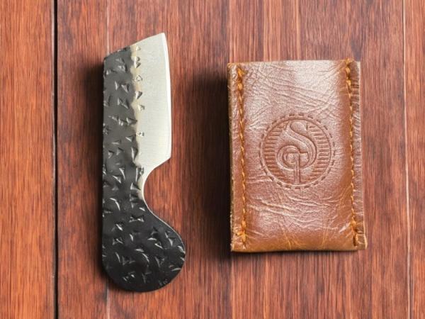 Southern Trapper's Handmade Custom Mini Pocket Razor (With Genuine Leather Sheath) Southern Trapper's Handmade Custom Mini Pocket Razor (With Genuine Leather Sheath)