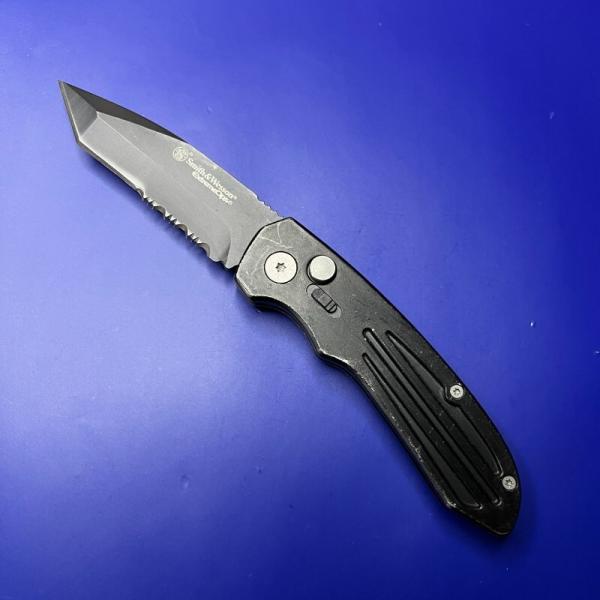 Smith & Wesson Extreme Ops Tanto Automatic Knife Smith & Wesson Extreme Ops Tanto Automatic Knife