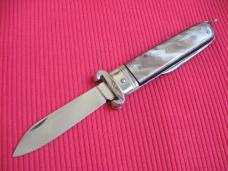 VINTAGE ROSA V. MANIAGO INOX STAMPED ITALIAN MANUAL SHELL PULLER KNIFE