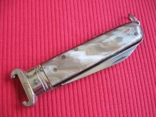 VINTAGE ROSA V. MANIAGO INOX STAMPED ITALIAN MANUAL SHELL PULLER KNIFE